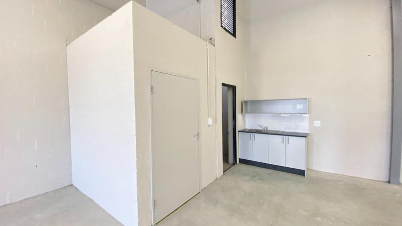 To Let commercial Property for Rent in Milnerton Central Western Cape